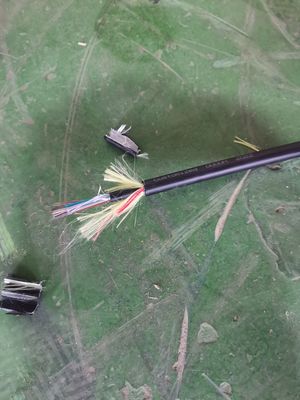 Obenliegender Lichtwellenleiter 8 ADSS-Spannen-300m 12 48 96 144 Kern-Glasfaser-Kabel