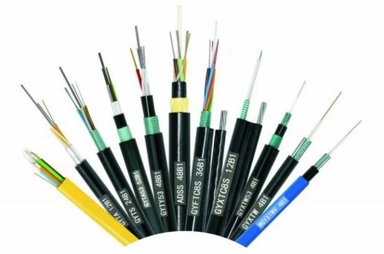 Außenübertrieb G652d Glasfaserkabel für den Einzelmodus adss span50 tkf 12 24 48 72 96 144 288