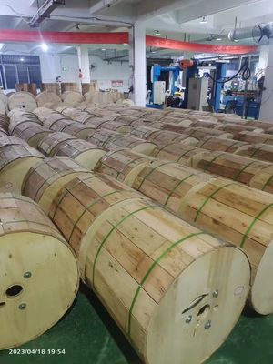 ADSS 12 24 48 Kern-Spanne 100m 200m Armid spinnt Lichtwellenleiter im Freien