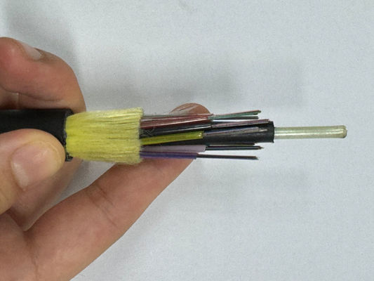 12 24 32 48 72 96 144 Außenfaseroptisches Kabel mit Kern ADSS-Kabelspann 150 100 200M