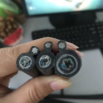 24 48 96 Oberkörper selbsttragend Abbildung 8 Glasfaserkabel Einzelmodus G652d Panzer GYTC8S GYTC8A